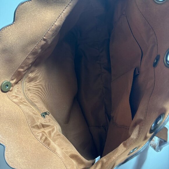 T-Shirt & Jeans New Bag Brown 17"w x 10"d. Retail $52 - Picture 4 of 6